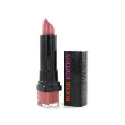 Bourjois Rouge Edition biedt een uniek comfort en 10 uur lang hydratatie. De lipstick voor gladde, perfect gehydrateerde en beschermde lippen.